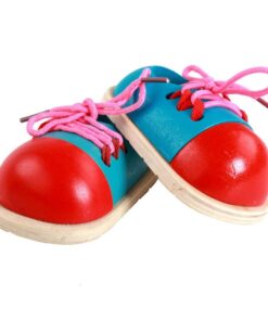 chaussure-en-bois-montessori-lacets
