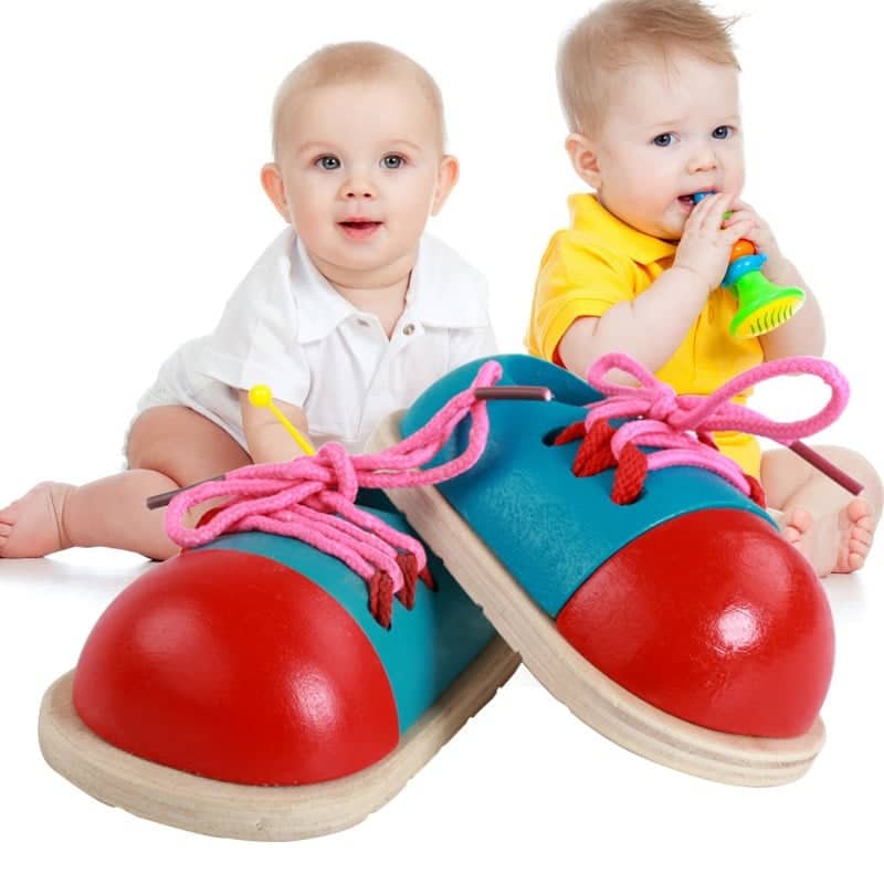 Education : comment lui apprendre à lacer ses chaussures ? - Loisirs Enfant