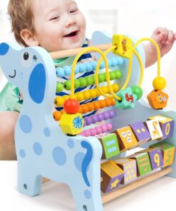 Abaque Montessori Multifonctions 3 en 1 joué par un enfant