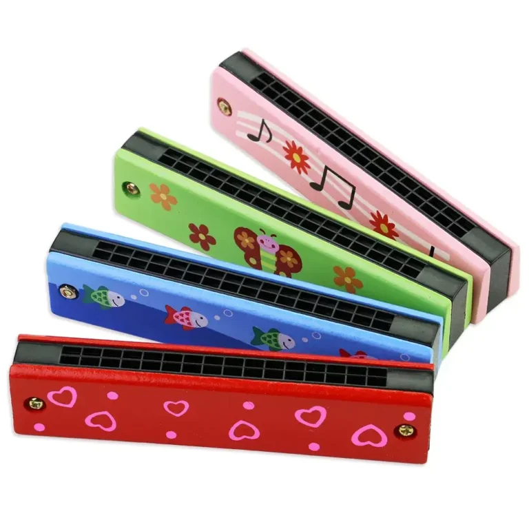 Harmonica en bois pour enfants 01