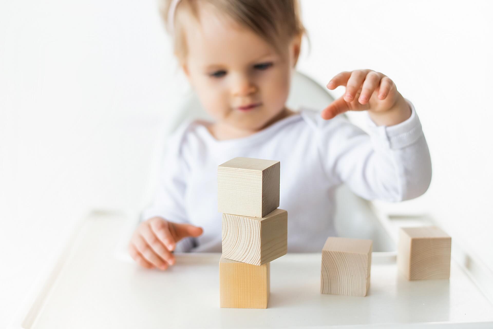 eveil de l enfant pedagogie montessori nosuperheros