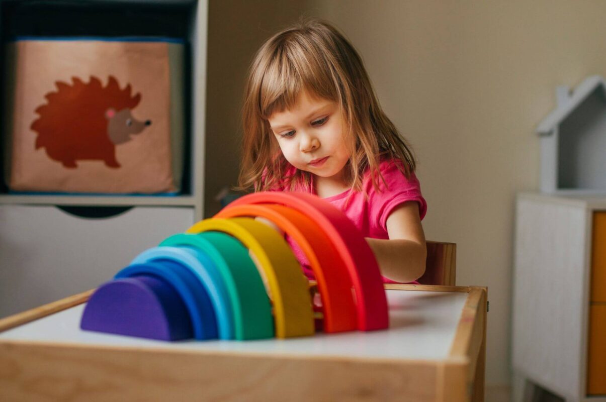 ponts arc en ciel montessori enfants